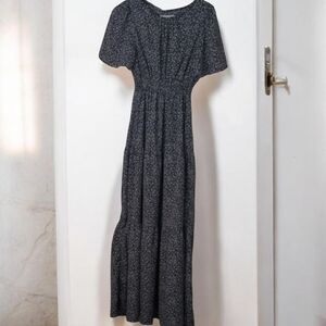 SHEIN Dusty Blue/White Floral Maxi Dress, Two Tiers. Size Medium, Smocking